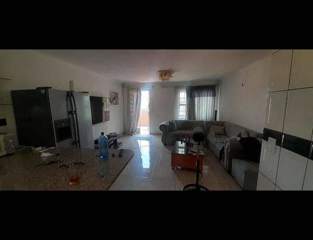 2 BEDROOM APARTMENT FOR SALE IN VORNA VALLEY